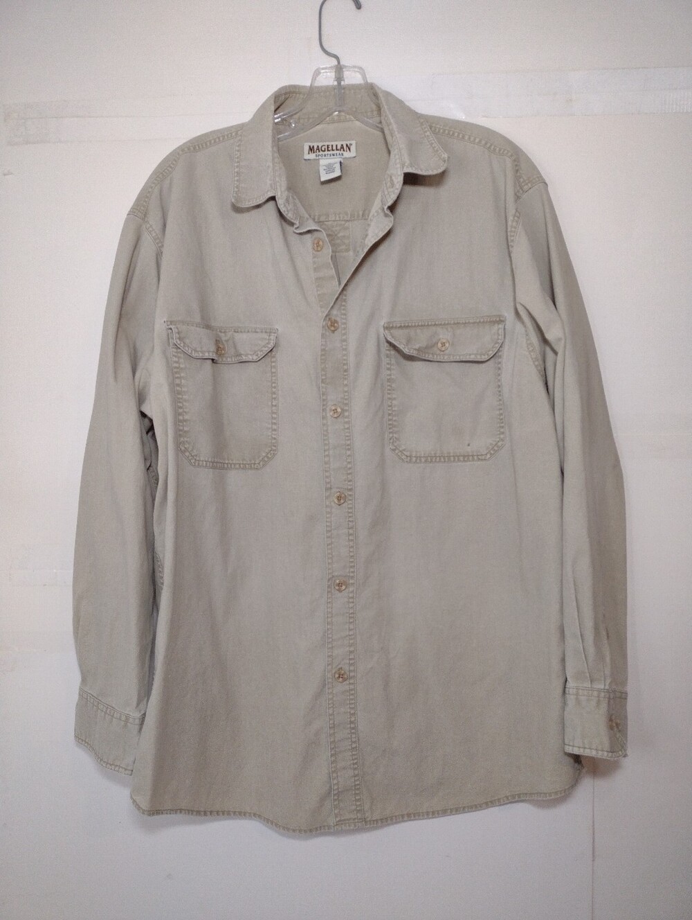 Magellan Outdoors Tan Cotton Button-Up Shirt  Size (M)